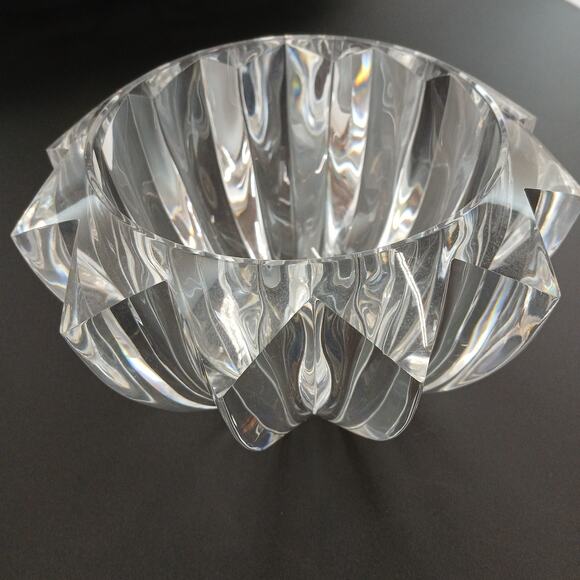 Vintage Clear Acrylic Starburst Serving Bowl Candy Dish 6.5" Table Centerpiece - Picture 1 of 6